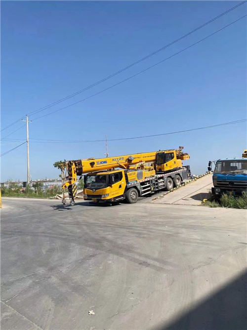 平桂区吊车作业时，可能会产生哪些额外收费项目？